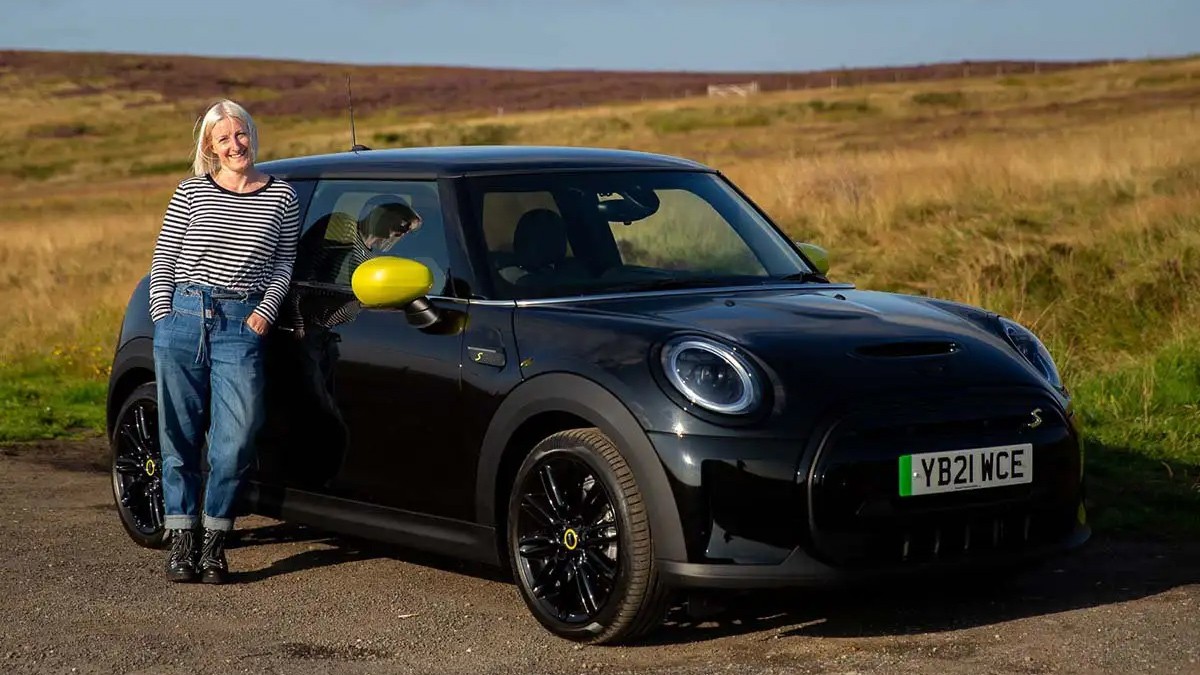 MINI Emobility Stories - Iola - la conduite positive